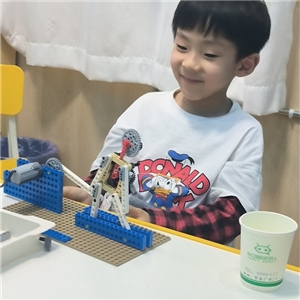 乐高9686—学生作品