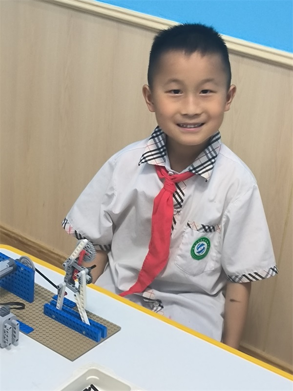 乐高9686—学生作品