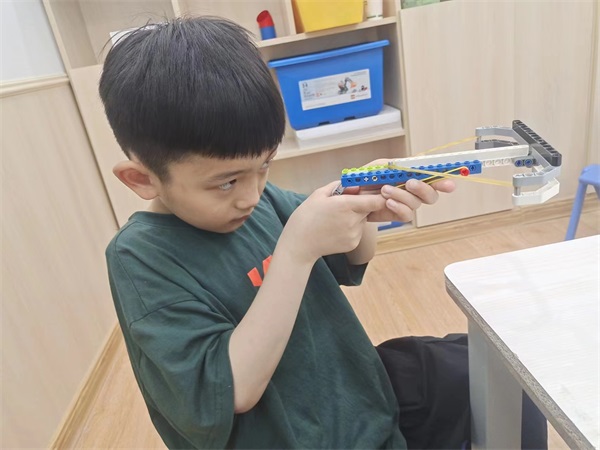 乐高9686—学生作品